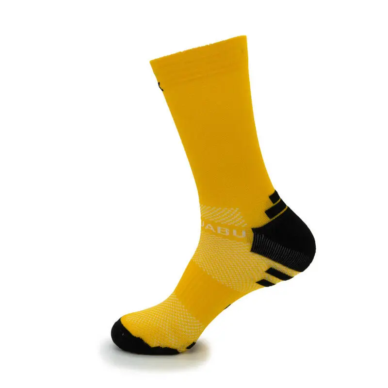 CALCETINES DE RUNNING #ESTRELLITAS Unisex - KAMUABU Color YEMA De 23CM - Imagen 3