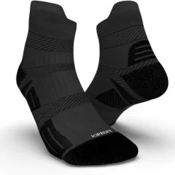 KIPRUN CALCETINES DE RUNNING FINOS STRAP NEGRO